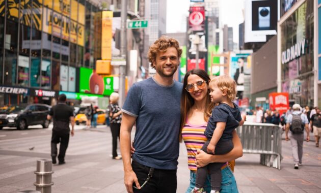 new york, times square, tourist